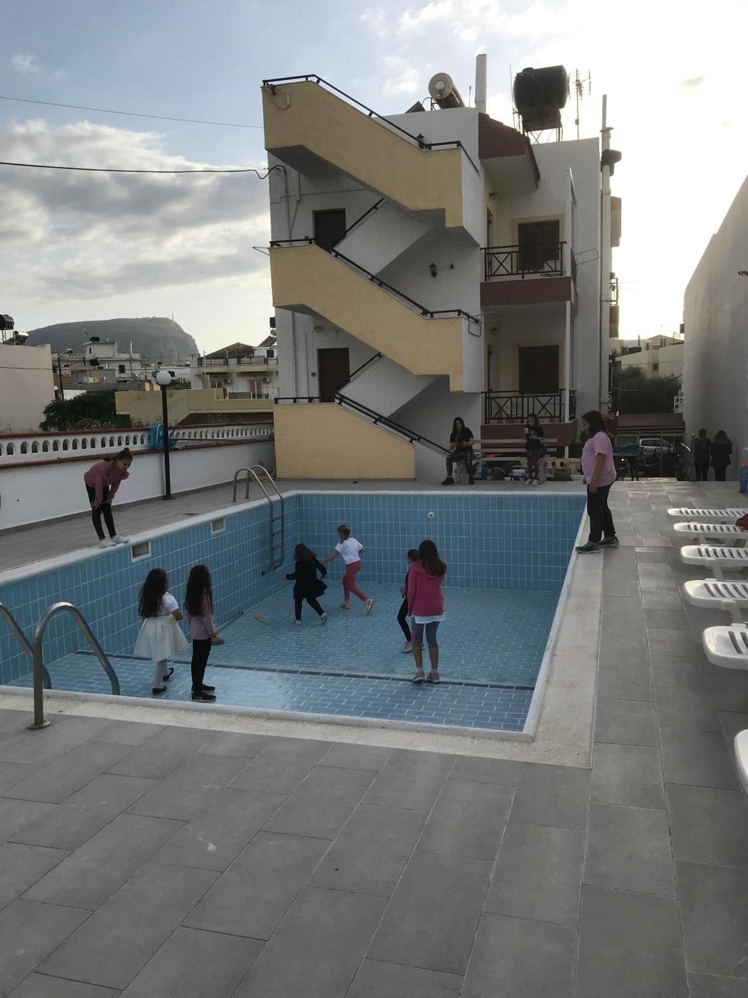 Eleni Apartments Hersonissos  Zewnętrze zdjęcie